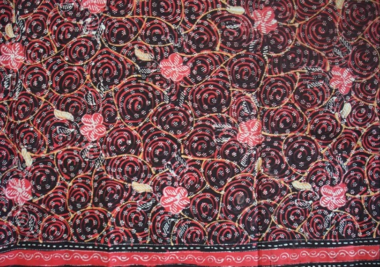 Batik Pancawarna Tribal. Sumber: bergaya.id