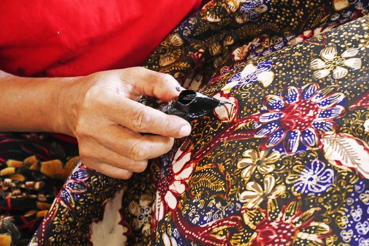 Mengenal jenis-jenis motif batik yang terkenal, Sumber: travel.kompas.com