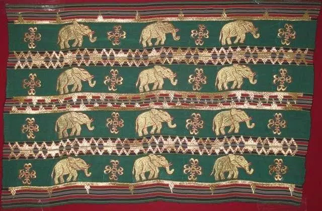Motif gajah batik Lampung, sumber apkpure.com
