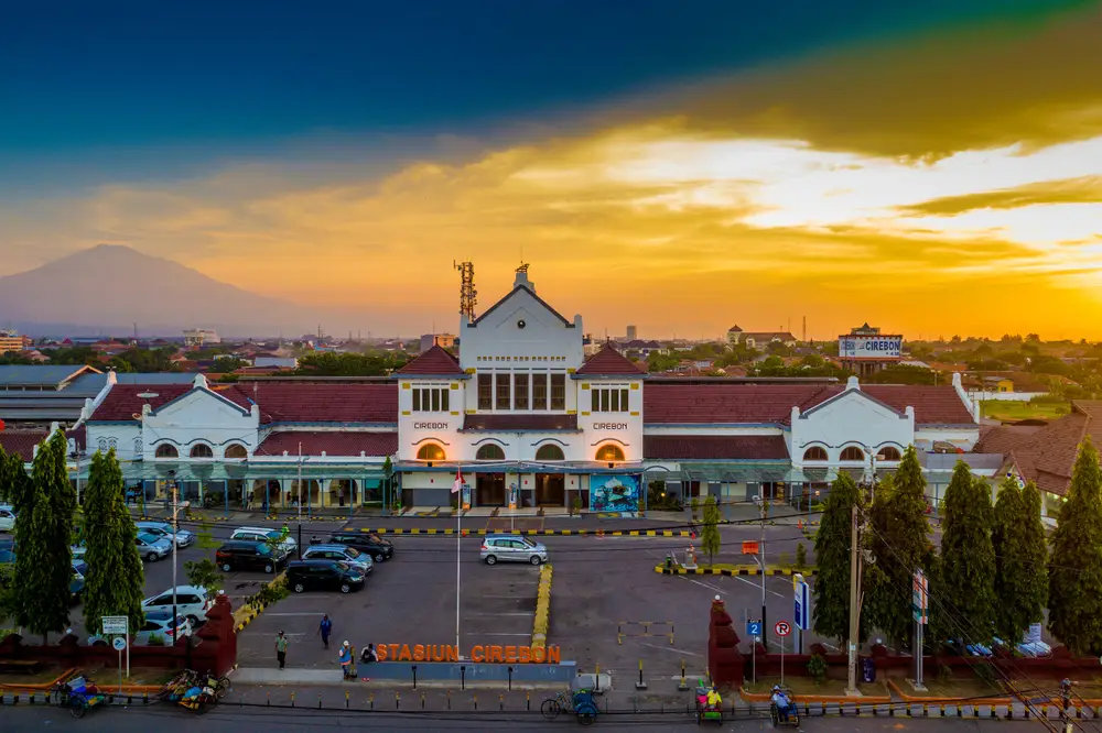 Kota Cirebon, sumber m.traveloka.com