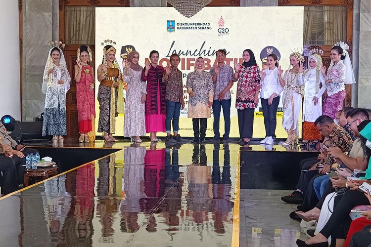 Peluncuran 12 motif batik oleh Pemkab Seran, sumber kabarbanten.pikiran-rakyat.com