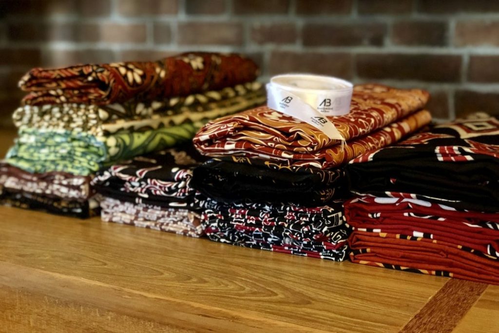 memilih konveksi yang tepat, jaminan hasil batik maksimal. sumber: angurmulia.com